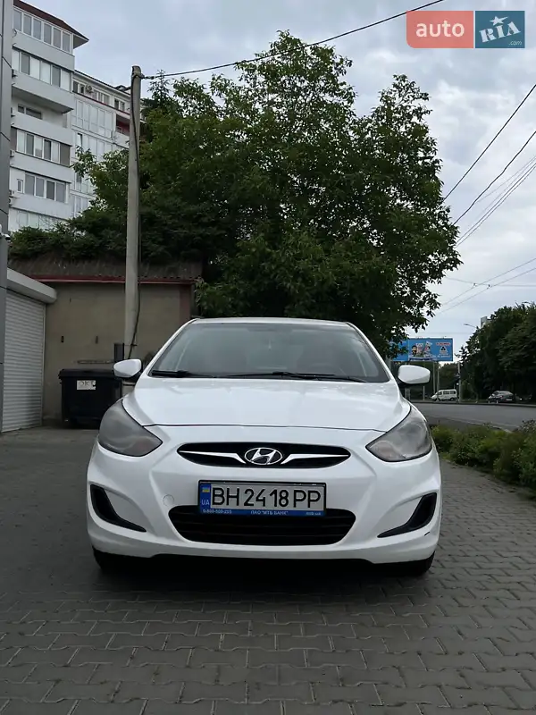 Hyundai Accent