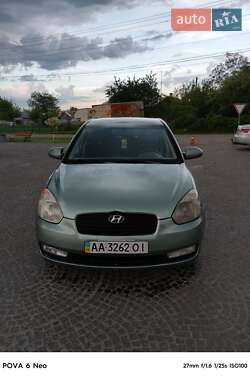 Hyundai Accent  2008