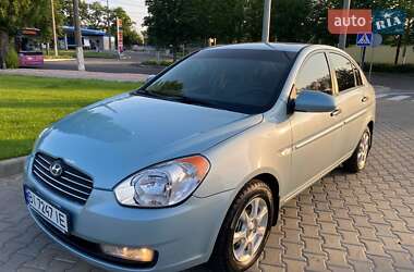 Hyundai Accent  2008