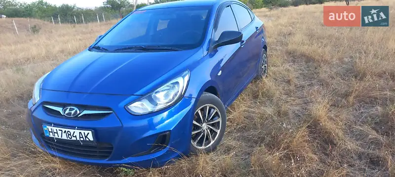 Hyundai Accent