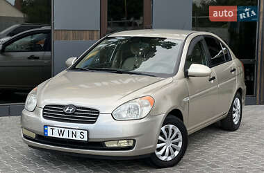 Hyundai Accent  2008