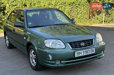 Hyundai Accent  2005