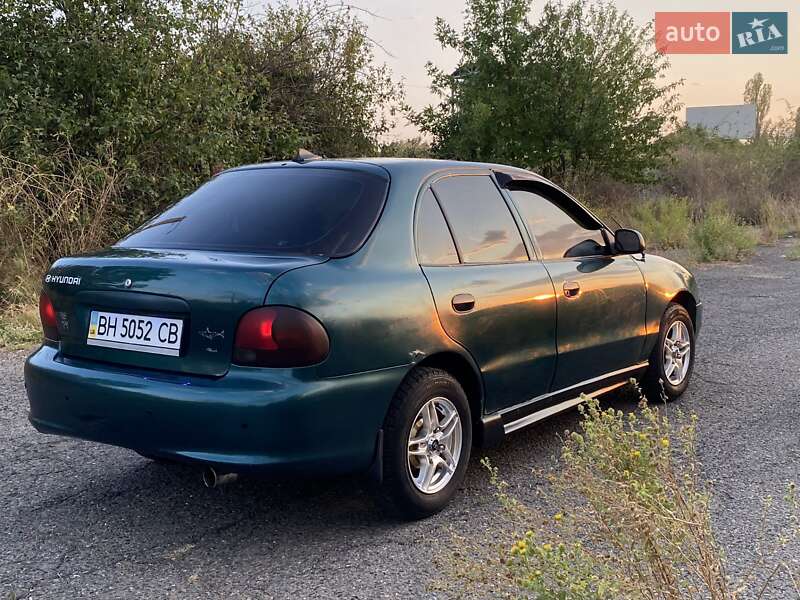 Ліфтбек Hyundai Accent