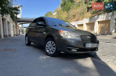 Hyundai Accent  2008