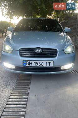 Hyundai Accent  2008