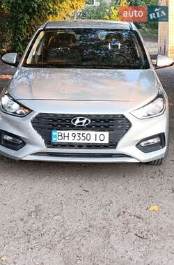 Hyundai Accent  2017