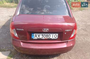 Hyundai Accent  2008