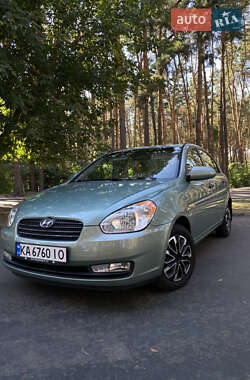 Hyundai Accent  2006