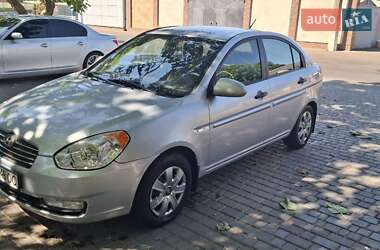 Hyundai Accent  2008