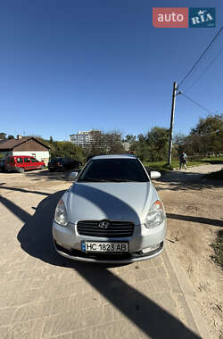 Hyundai Accent  2008