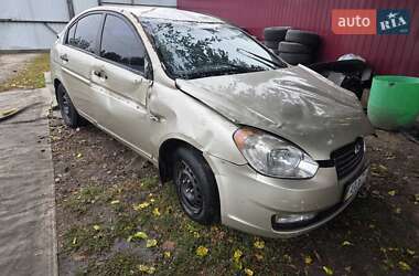 Hyundai Accent  2008