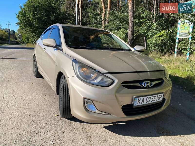 Hyundai Accent