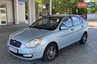 Hyundai Accent  2008