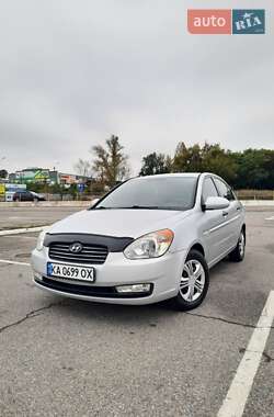 Hyundai Accent  2008
