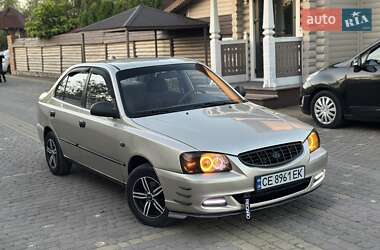 Hyundai Accent  2002