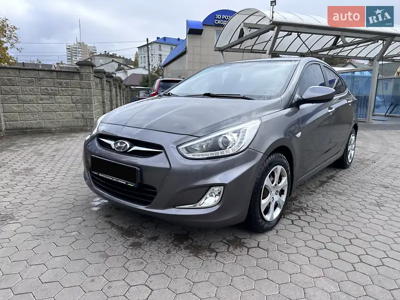 Hyundai Accent