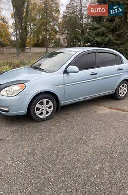 Hyundai Accent  2009