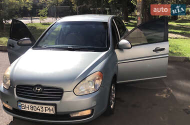 Hyundai Accent  2008