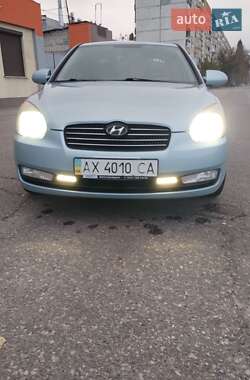 Hyundai Accent  2008