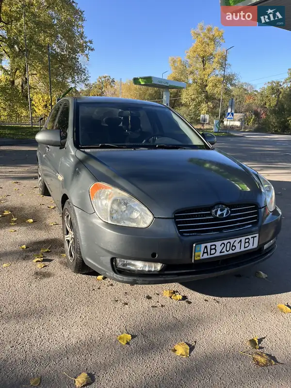 Hyundai Accent