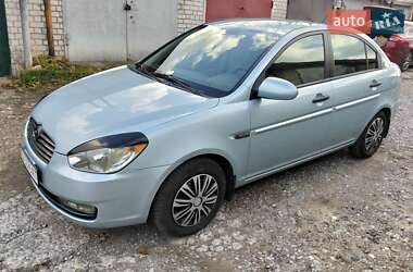 Hyundai Accent  2008
