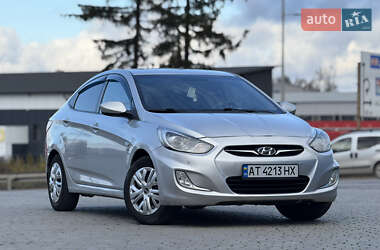 Hyundai Accent 2011