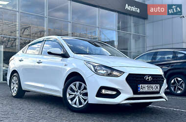 Hyundai Accent  2017