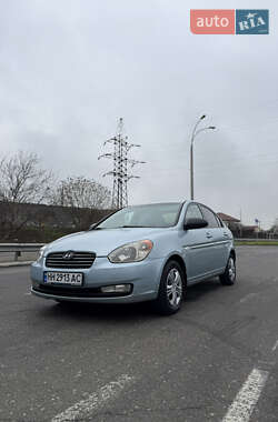 Hyundai Accent  2008