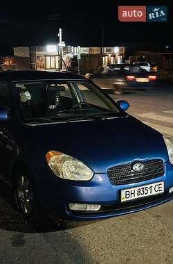Hyundai Accent  2008