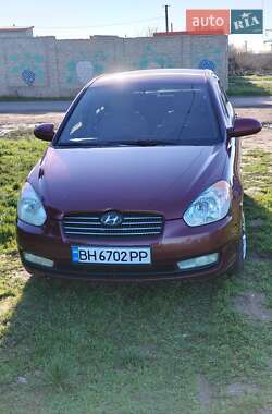 Hyundai Accent  2008
