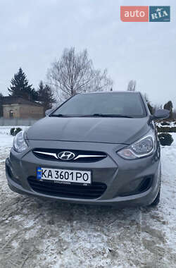 Hyundai Accent 2013