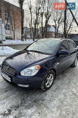 Hyundai Accent  2008