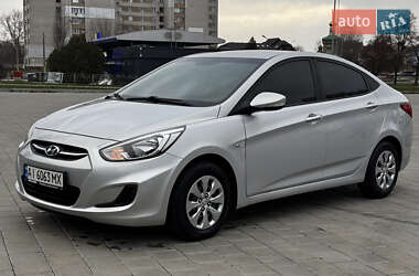 Hyundai Accent  2016