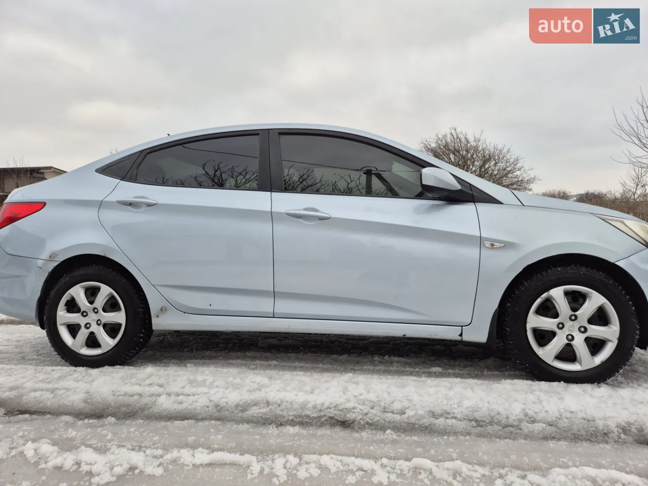 2011 Hyundai Accent - мініатюра 2
