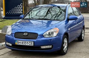 Hyundai Accent  2008