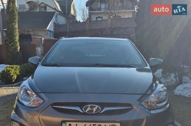 Hyundai Accent 2012