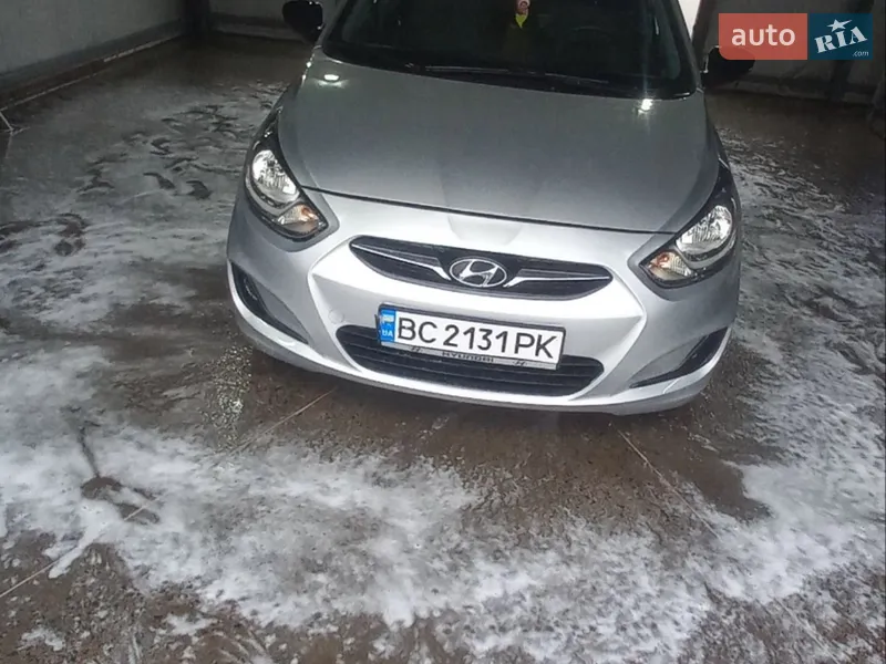 Hyundai Accent