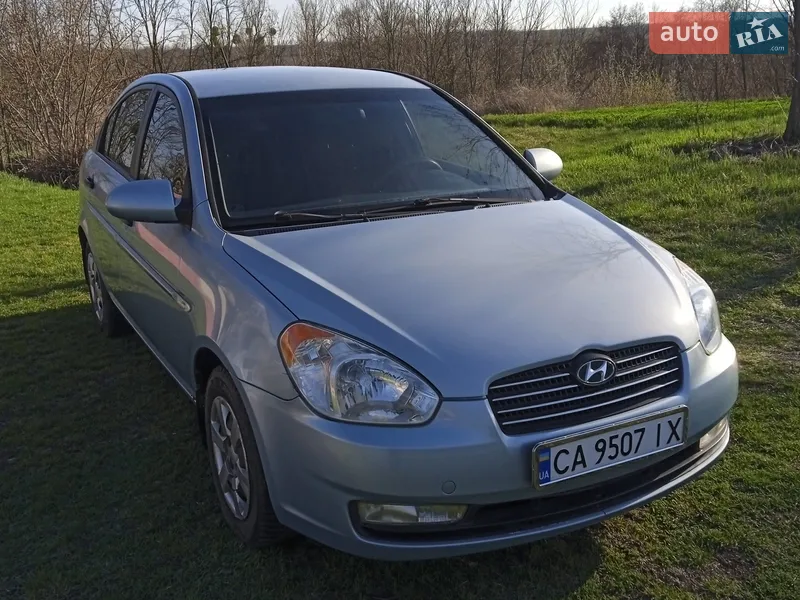 Hyundai Accent