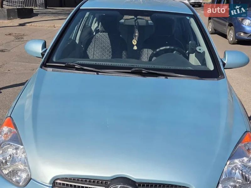 Hyundai Accent