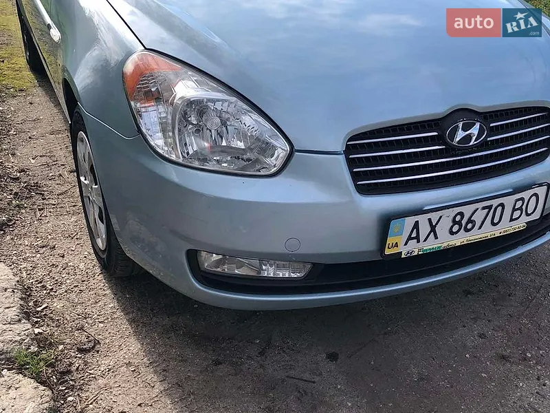Hyundai Accent
