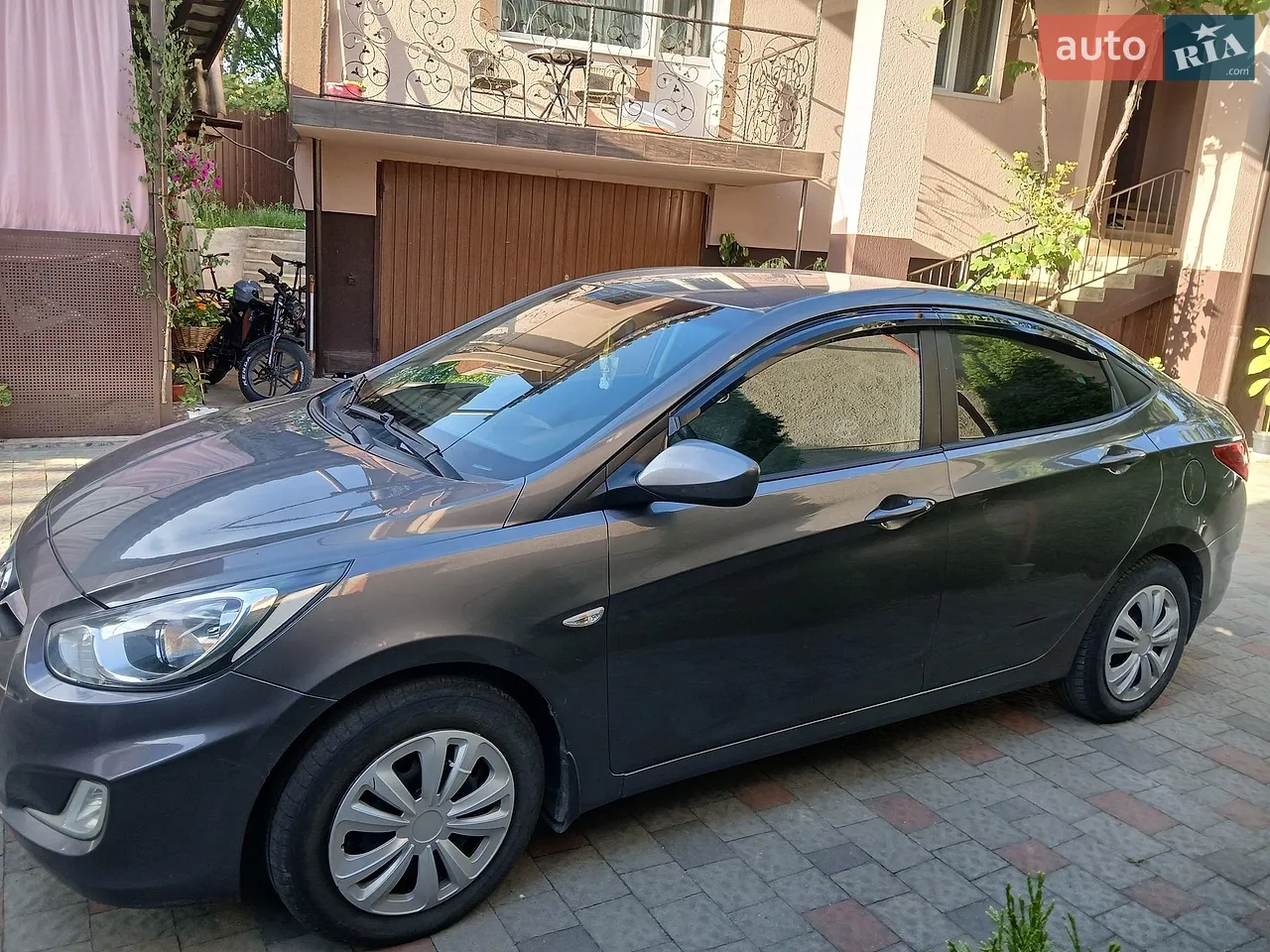 2012 Hyundai Accent - мініатюра 2