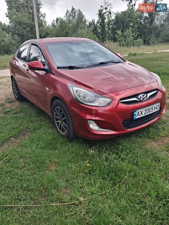 2012 Hyundai Accent - мініатюра 3