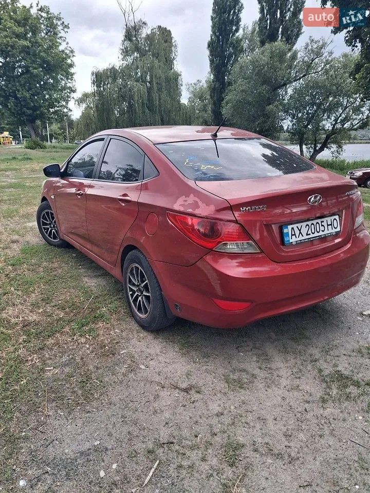 2012 Hyundai Accent - мініатюра 2