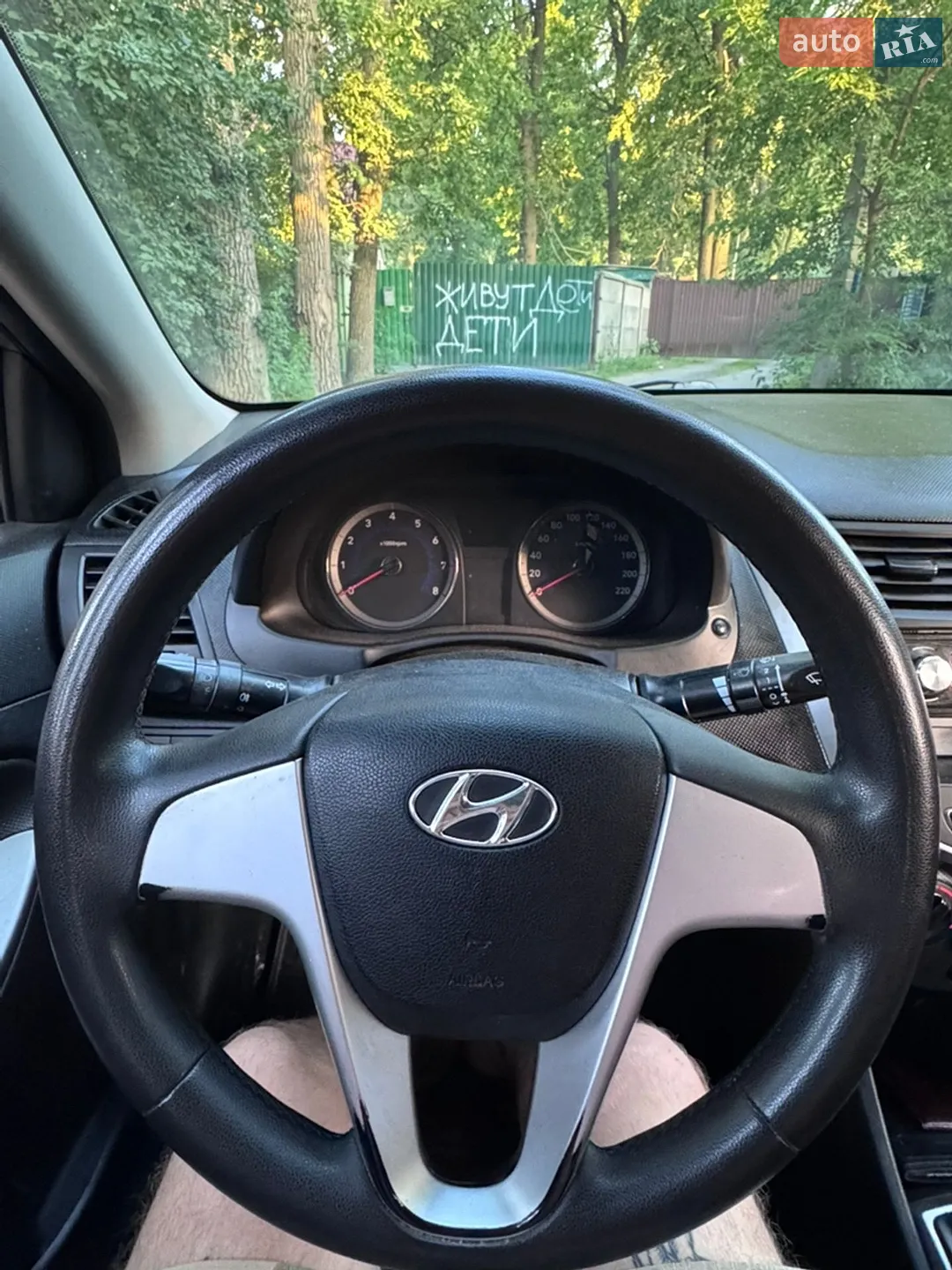 Hyundai Accent 2019 VIN KMHCT41BAKU462095 фото оголошення 10 з 12