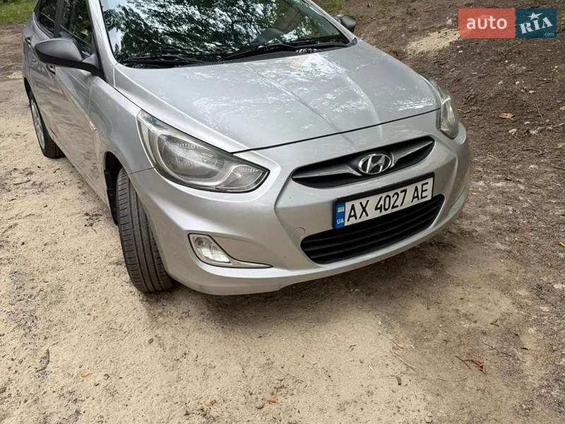Hyundai Accent
