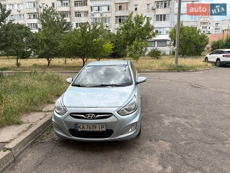 Hyundai Accent