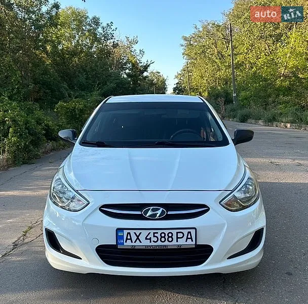 Hyundai Accent