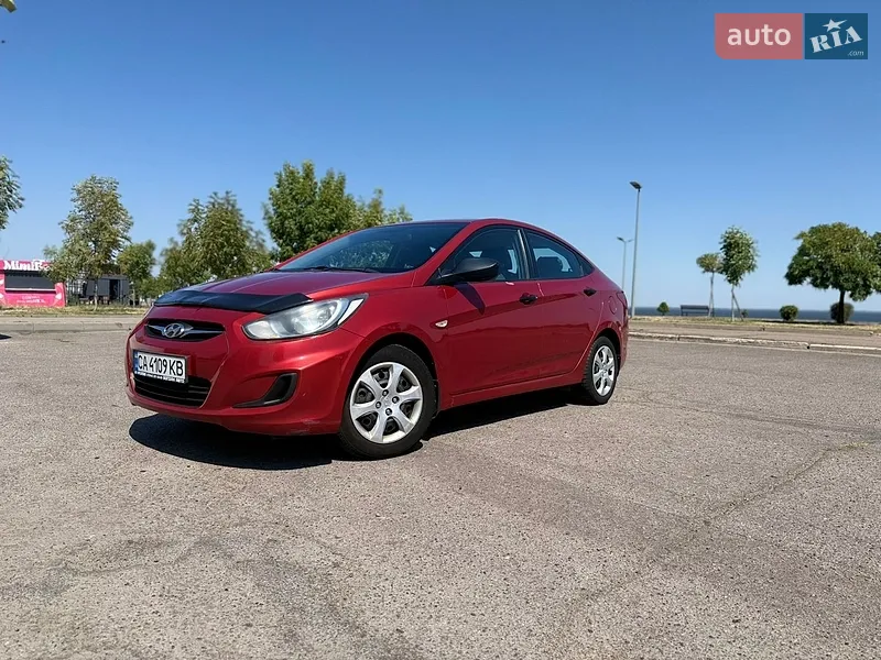 Hyundai Accent