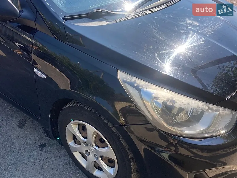Hyundai Accent