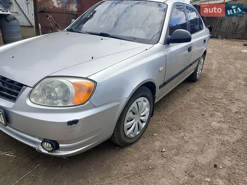 Hyundai Accent 2003